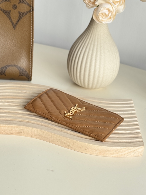 イヴサンローラン財布内部構造